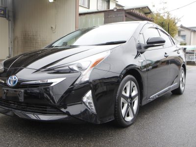 LINE_ALBUM_50プリウス-フロント-コピー